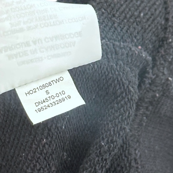 Jordan Brooklyn Fleece Cropped Loose Fit Logo Hoodie in Black Women’s Small - Picture 8 of 8